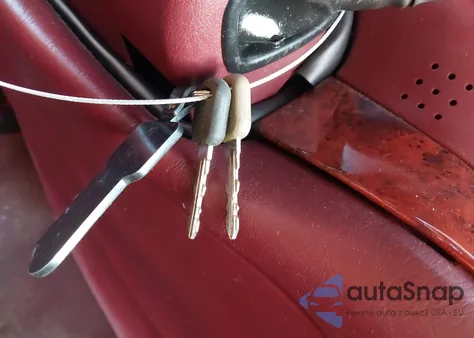 1998 Buick Park Avenue from USA, damaged, VIN 1G4CW52KXW4646053